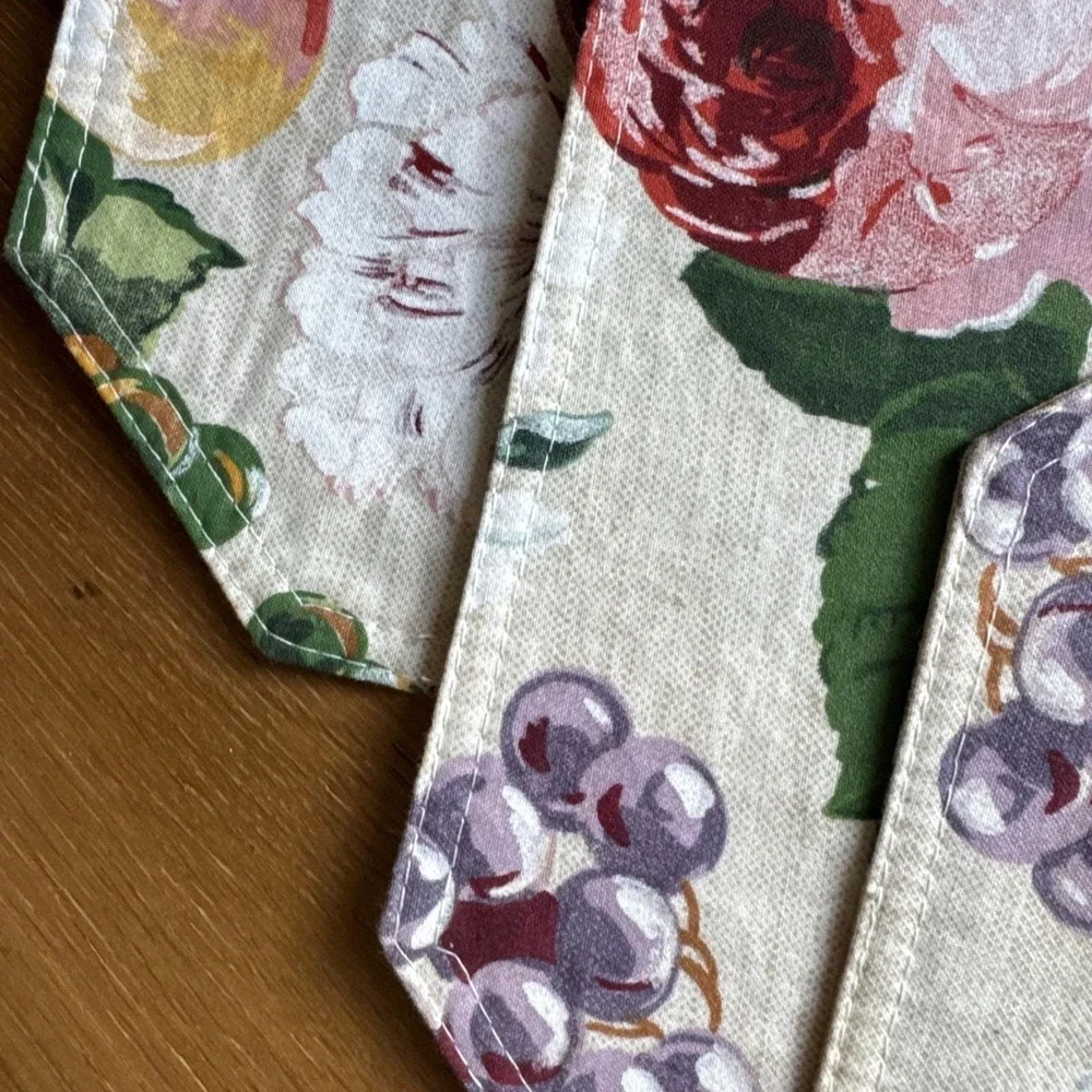 Vintage Floral Placemats Victorian Dinnerware Tableware Dining set of 4